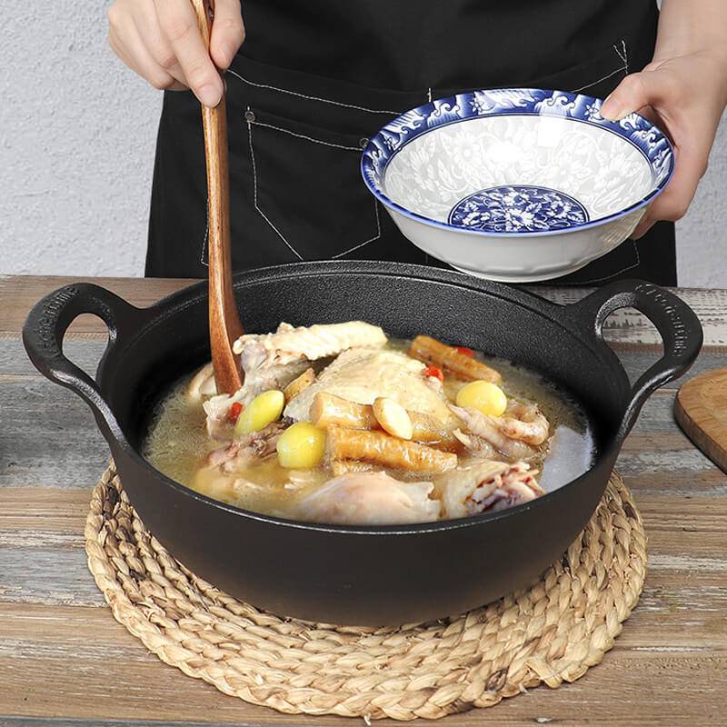 Uncoated Thick Iron Pot with Lid
