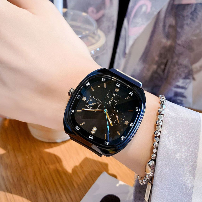 Men's Large Dial Quartz Watch with Silicone Strap