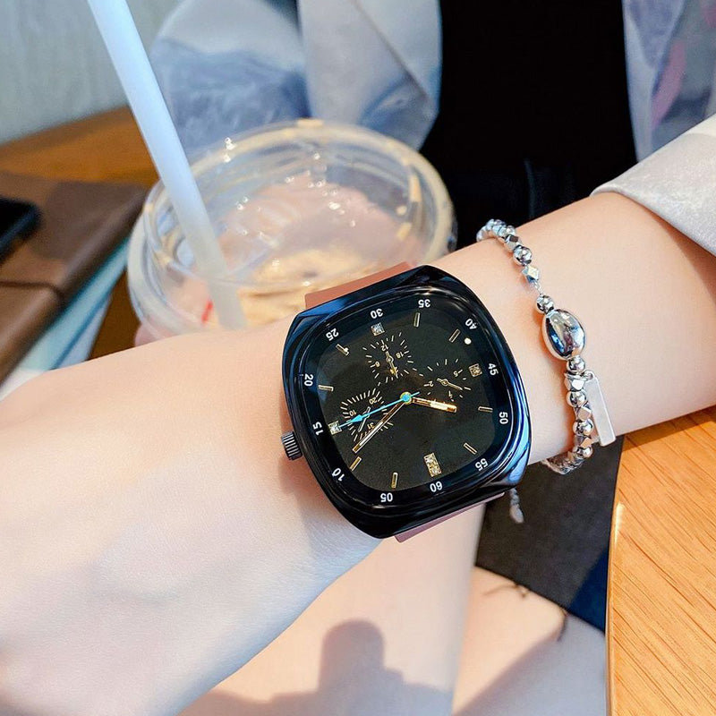 Men's Large Dial Quartz Watch with Silicone Strap