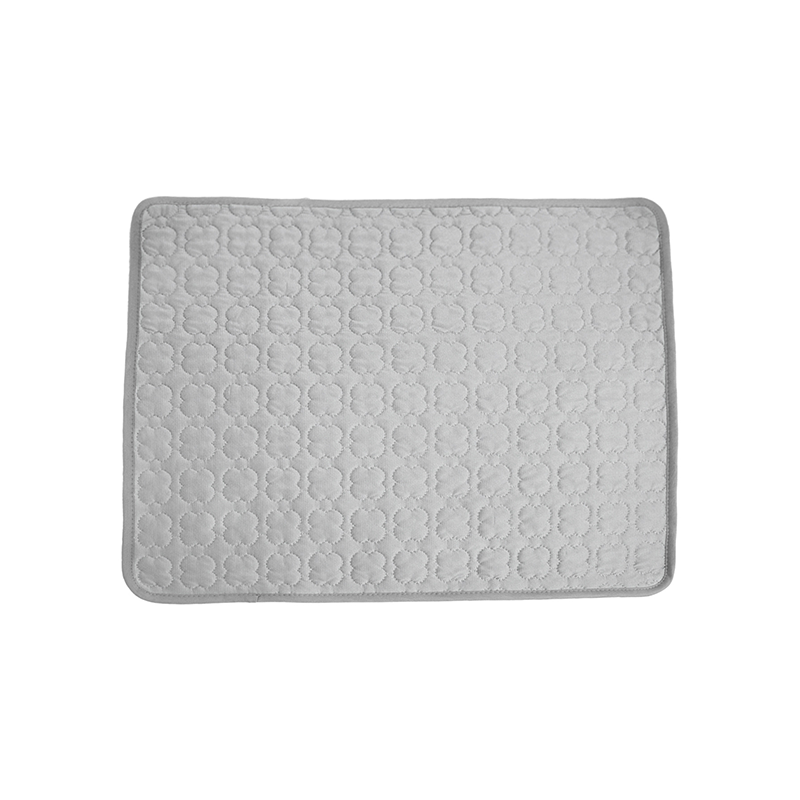 Breathable Pet Cooling Mat Oxford Fabric No-Water Design
