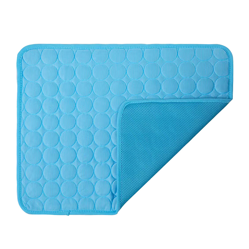 Breathable Pet Cooling Mat Oxford Fabric No-Water Design
