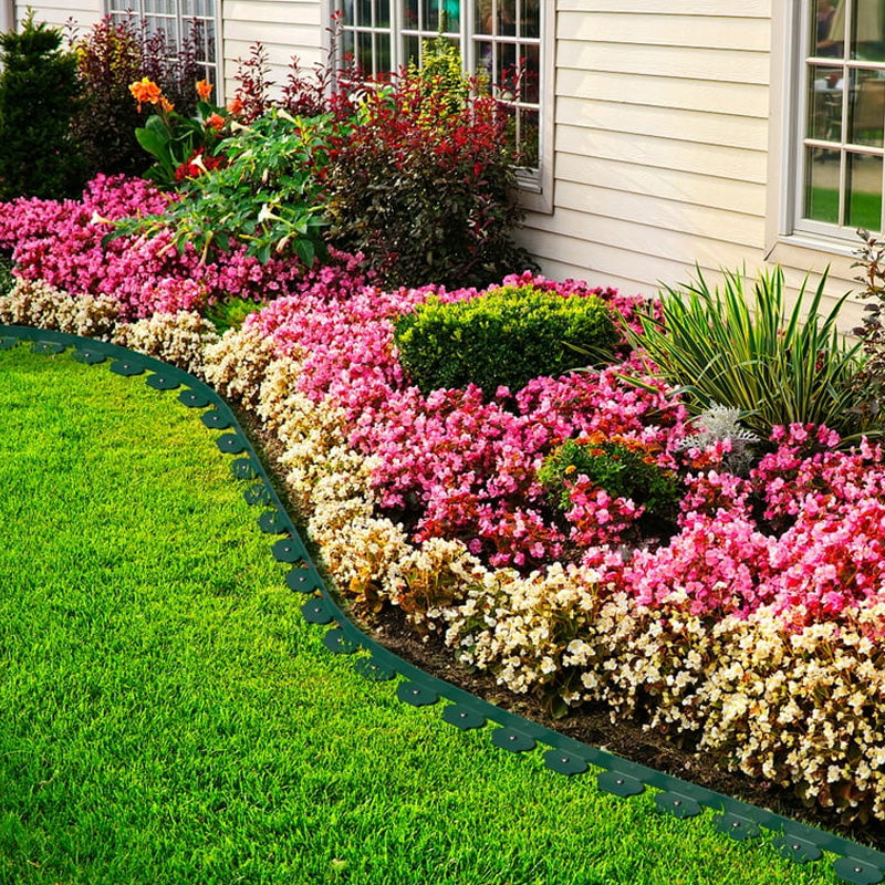Garden Edging Roll 10m with 30 Pegs Durable PE Plastic Easy Cut-to-Size Neat Lawn Borders