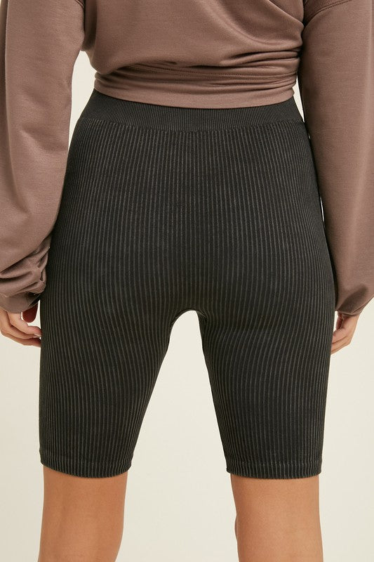 Seamless Ribbed Biker Short