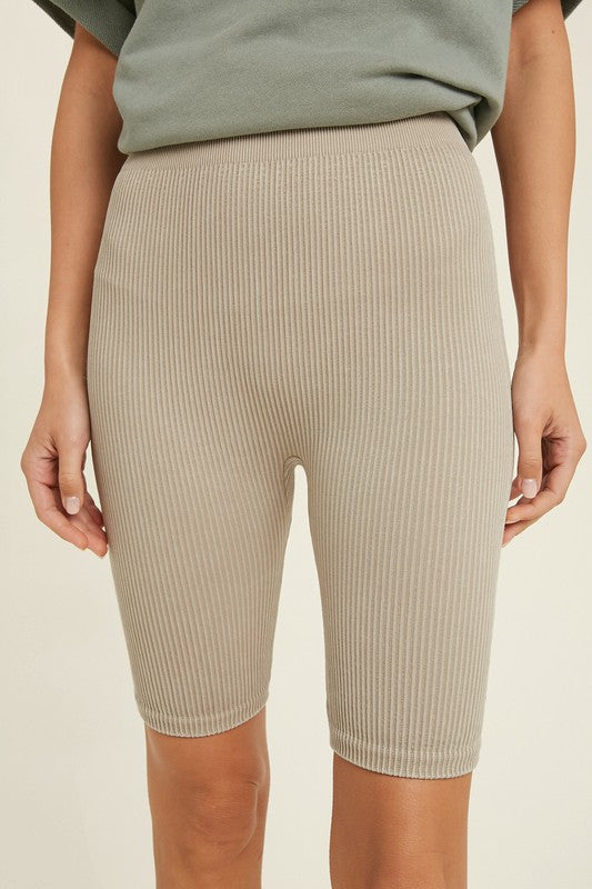 Seamless Ribbed Biker Short